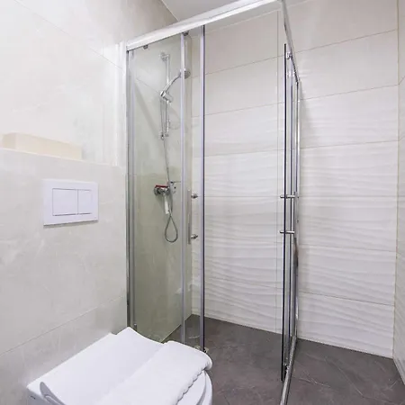 V3 Apartamentai * بالانغا