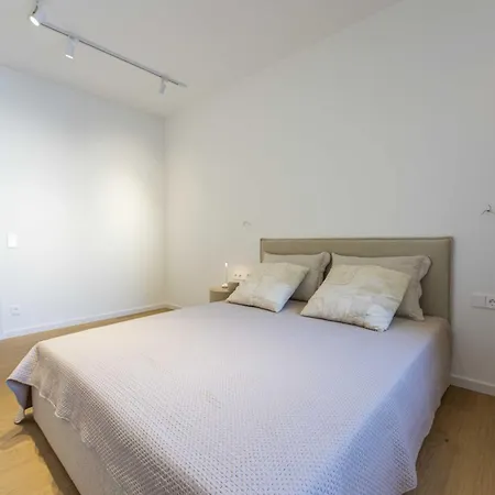 V3 Apartamentai *