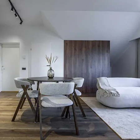 V3 Apartamentai * Palanga