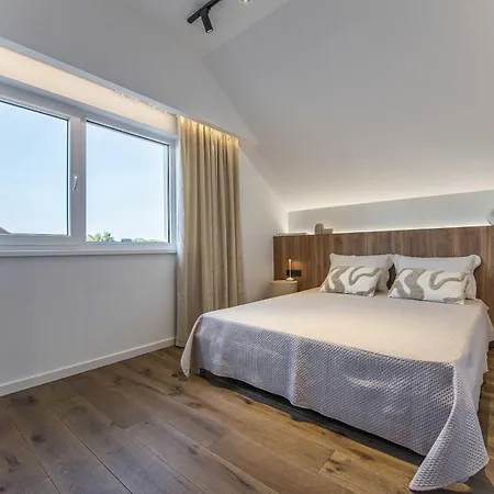 V3 Apartamentai *